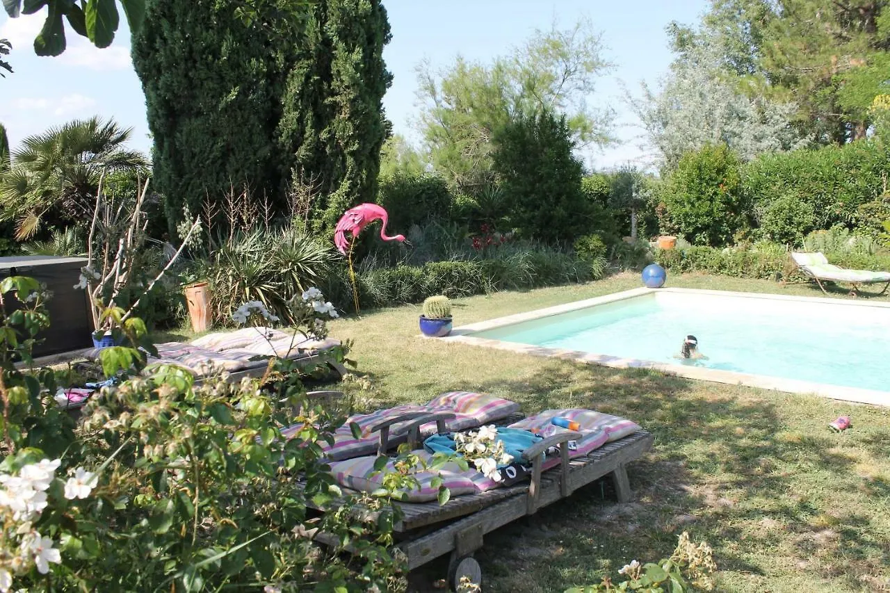 Hébergement de vacances Villa Mas de la Chapelle Sainte-Elisabeth à Tarascon