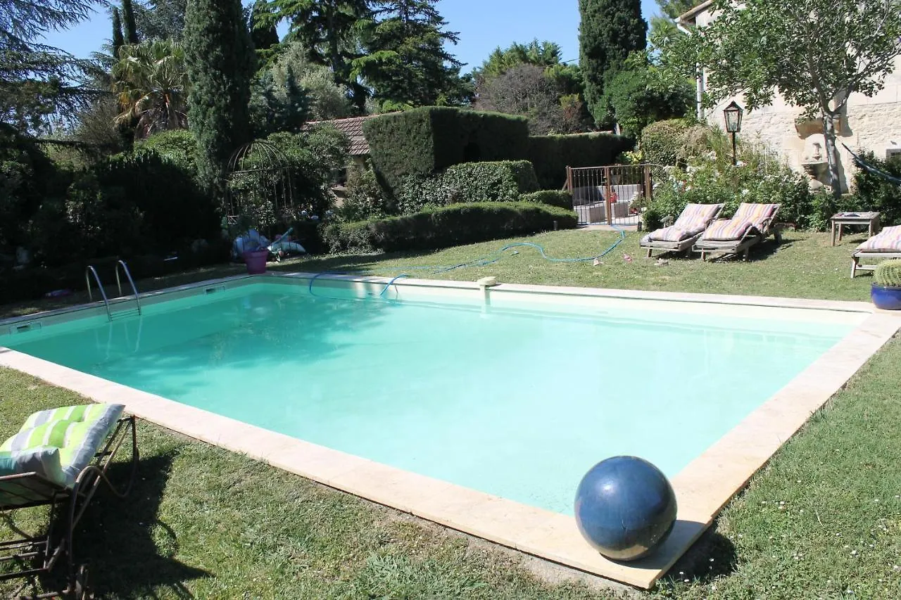 Villa Mas de la Chapelle Sainte-Elisabeth à Tarascon France